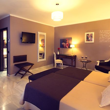 Hotel La Fonda Бенальмадена Экстерьер фото