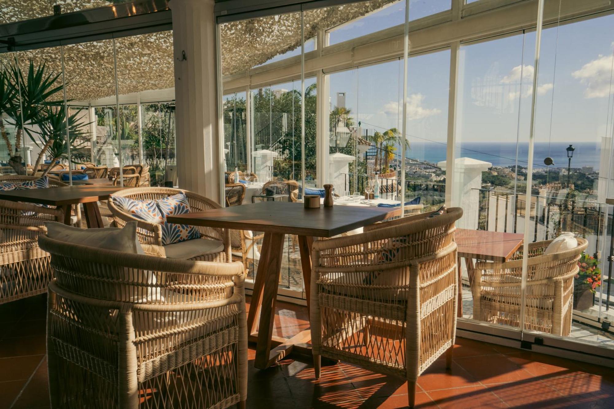 Hotel La Fonda Бенальмадена Экстерьер фото