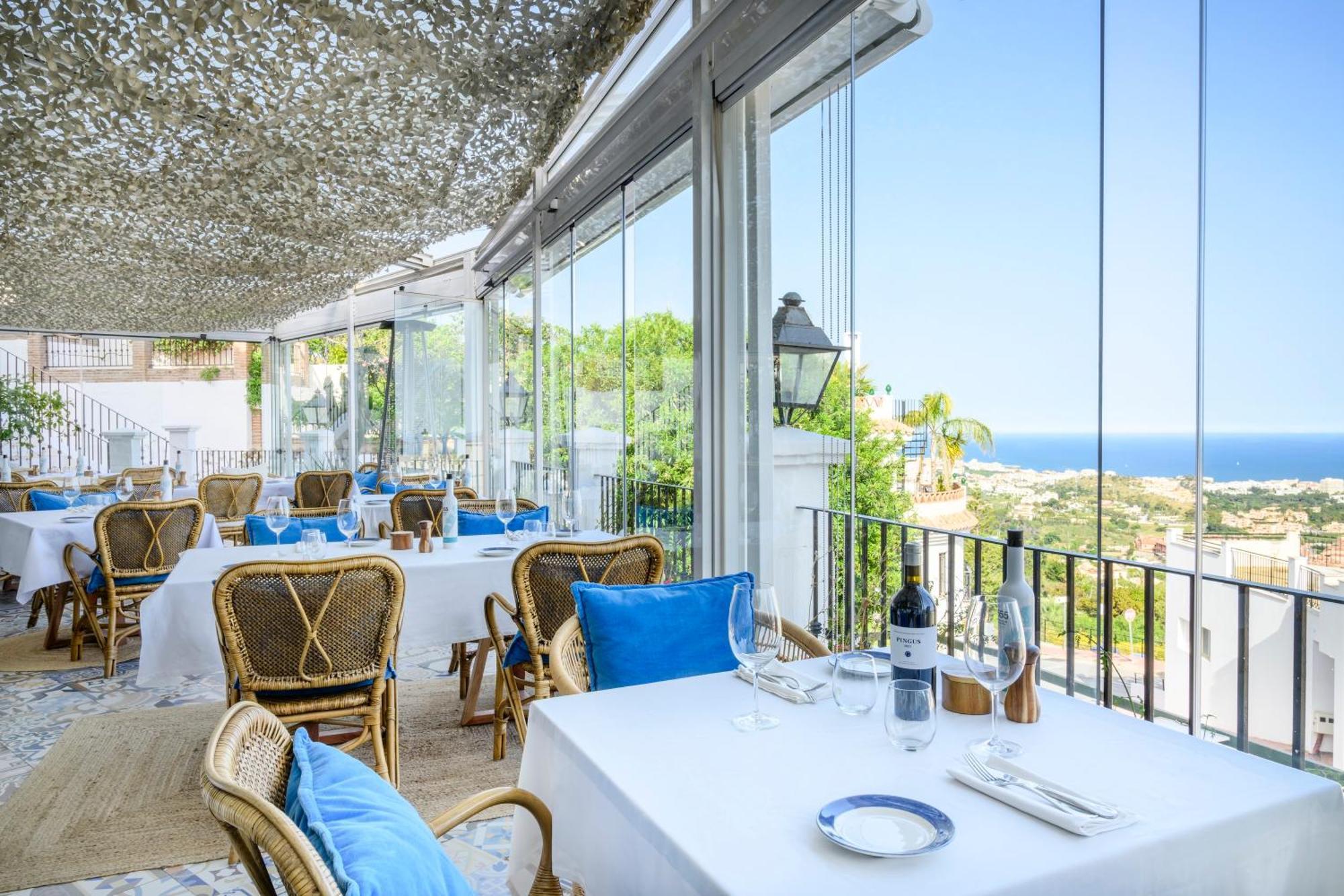 Hotel La Fonda Бенальмадена Экстерьер фото